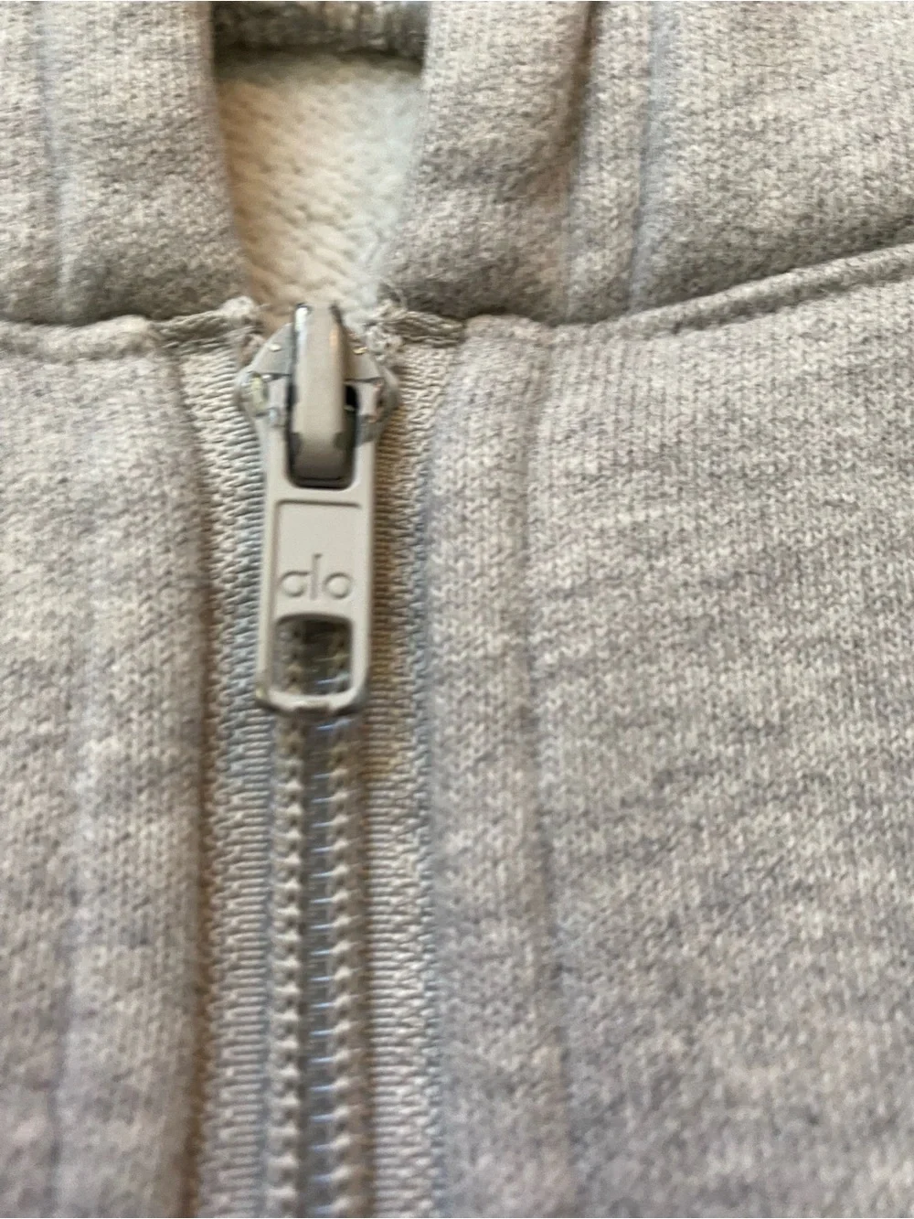 ALO Yoga Renown Gray Full-Zip Hoodie